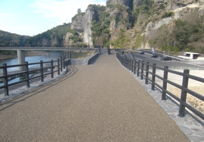 山国川青地区築堤工事